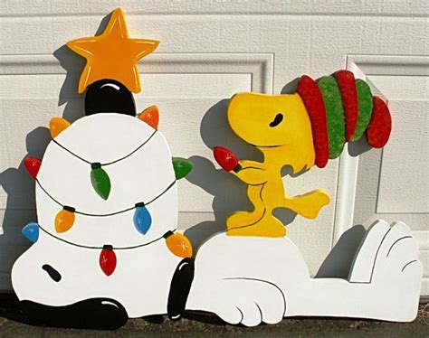 92 shipping 29 sold 36" Peanuts Snoopy Christmas Tree Yard Art Outdoor Decor Hammered Metal Light 79. . Snoopy christmas yard art patterns
